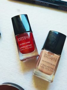 βερνίκια νυχιών